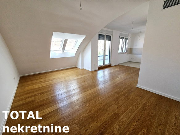 Stan Prodaja Novi Sad  104 m2