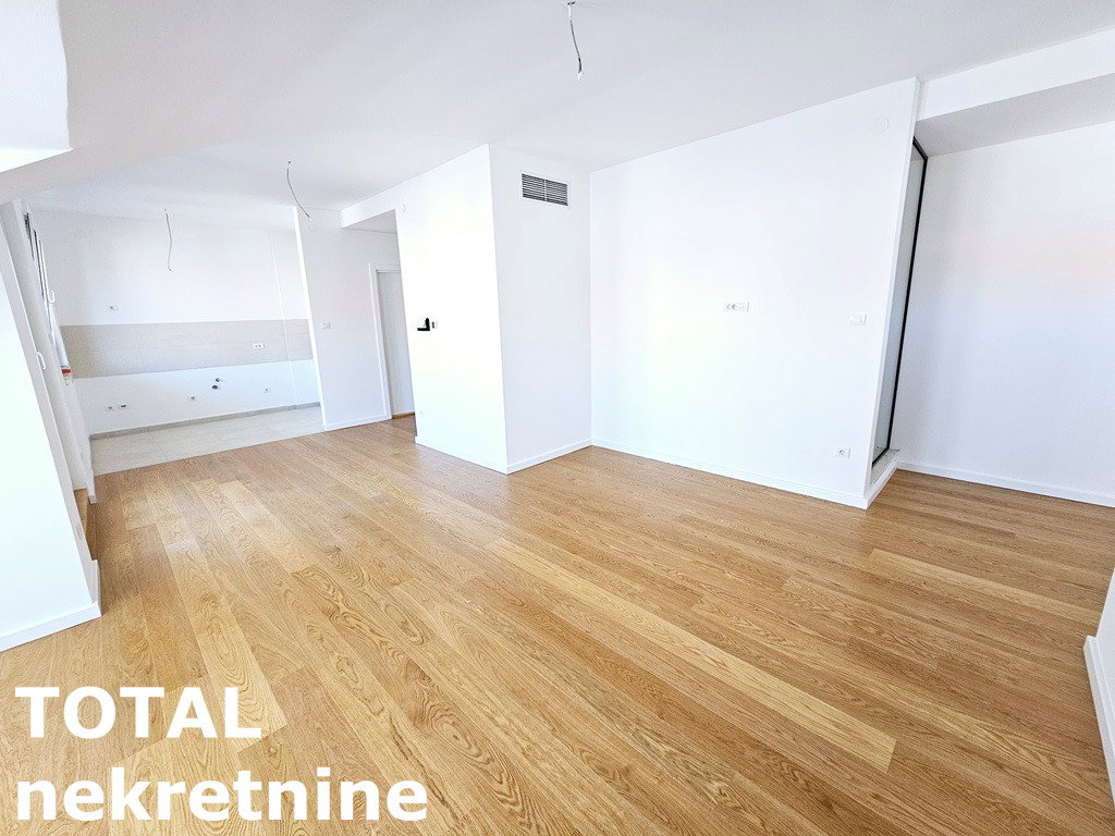 Stan Prodaja Novi Sad  104 m2
