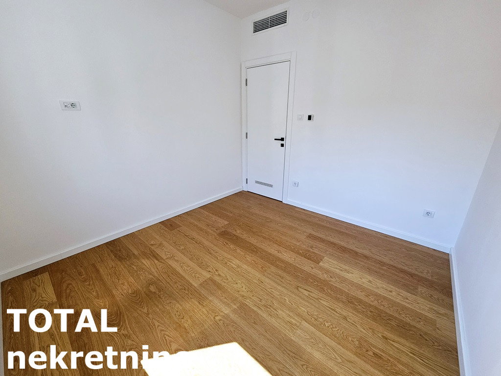 Stan Prodaja Novi Sad  104 m2