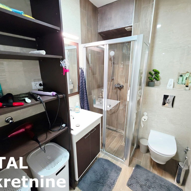 Četvorosoban stan na prodaju, Telep, Novi Sad, 113m², 250.000 €