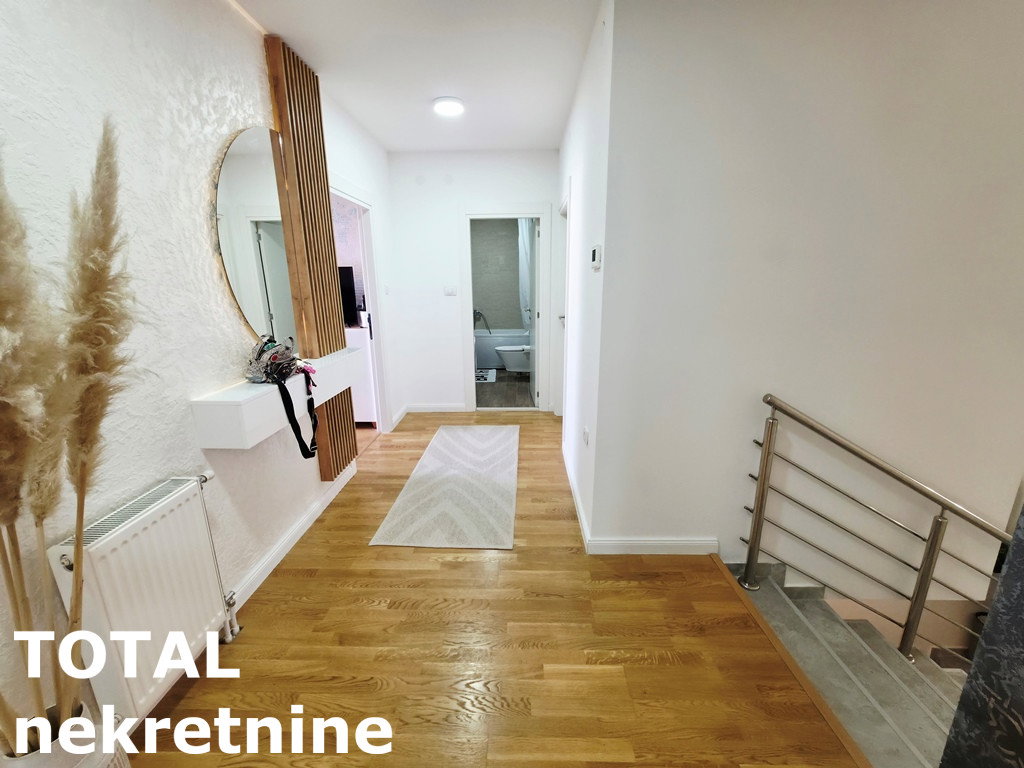 Četvorosoban stan na prodaju, Telep, Novi Sad, 113m², 250.000 €