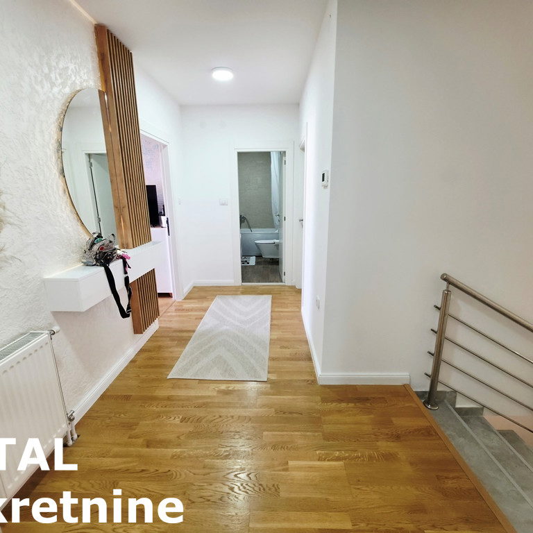 Četvorosoban stan na prodaju, Telep, Novi Sad, 113m², 250.000 €