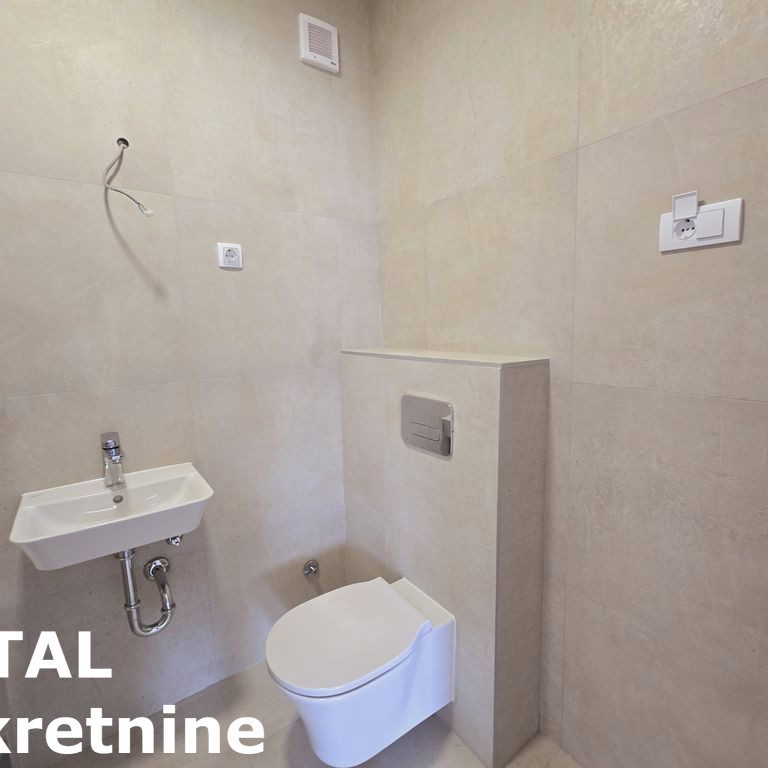 Četvorosoban stan na prodaju, Petrovaradin, Novi Sad, 72m², 155.750 €