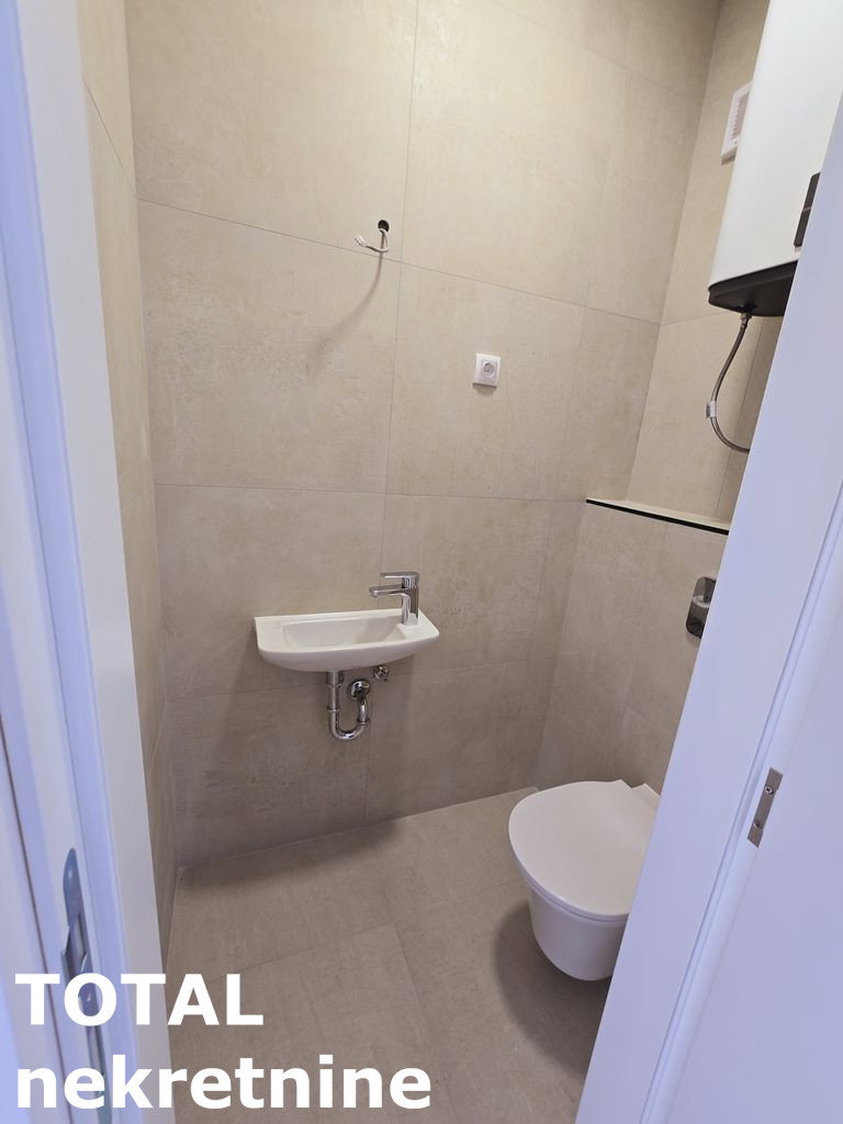 Četvorosoban stan na prodaju, Petrovaradin, Novi Sad, 72m², 155.750 €