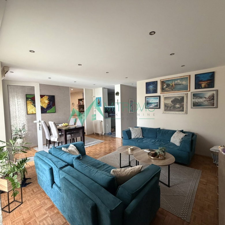 Stan Prodaja Novi Sad  80 m2
