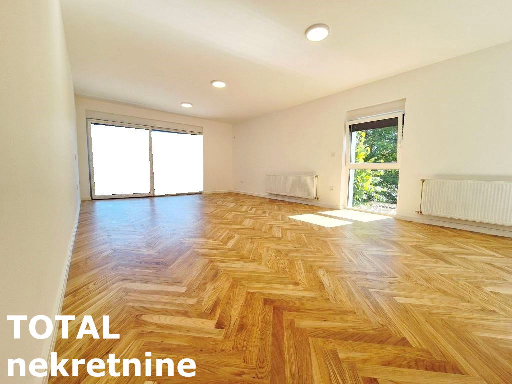 Četvorosoban stan na prodaju, Telep, Novi Sad, 101m², 257.550 €