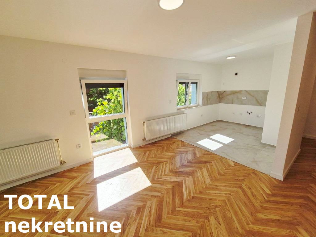Četvorosoban stan na prodaju, Telep, Novi Sad, 101m², 257.550 €