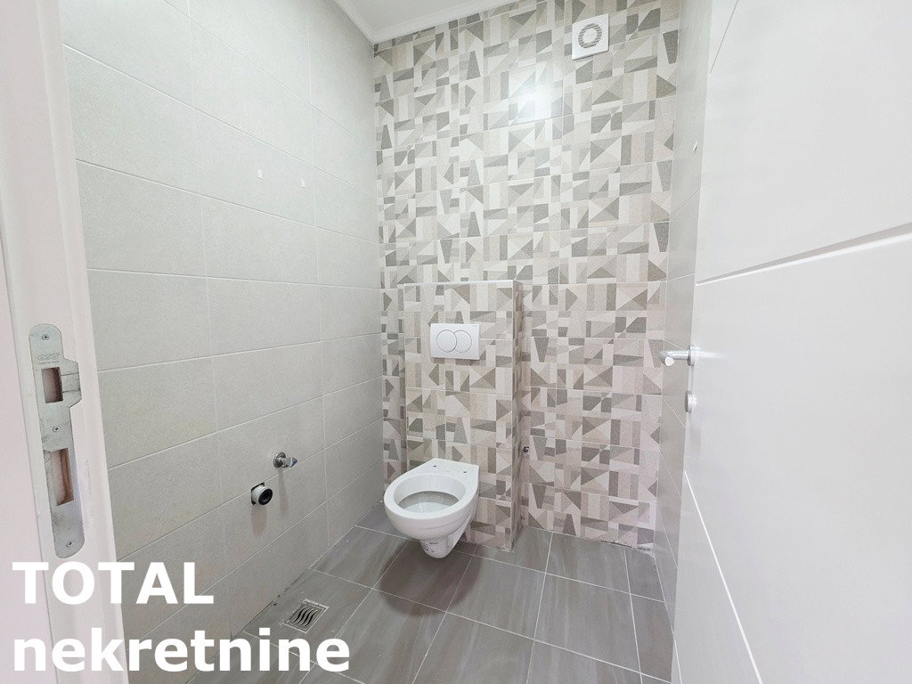 Četvorosoban stan na prodaju, Lipov Gaj, Novi Sad, 74m², 160.200 €