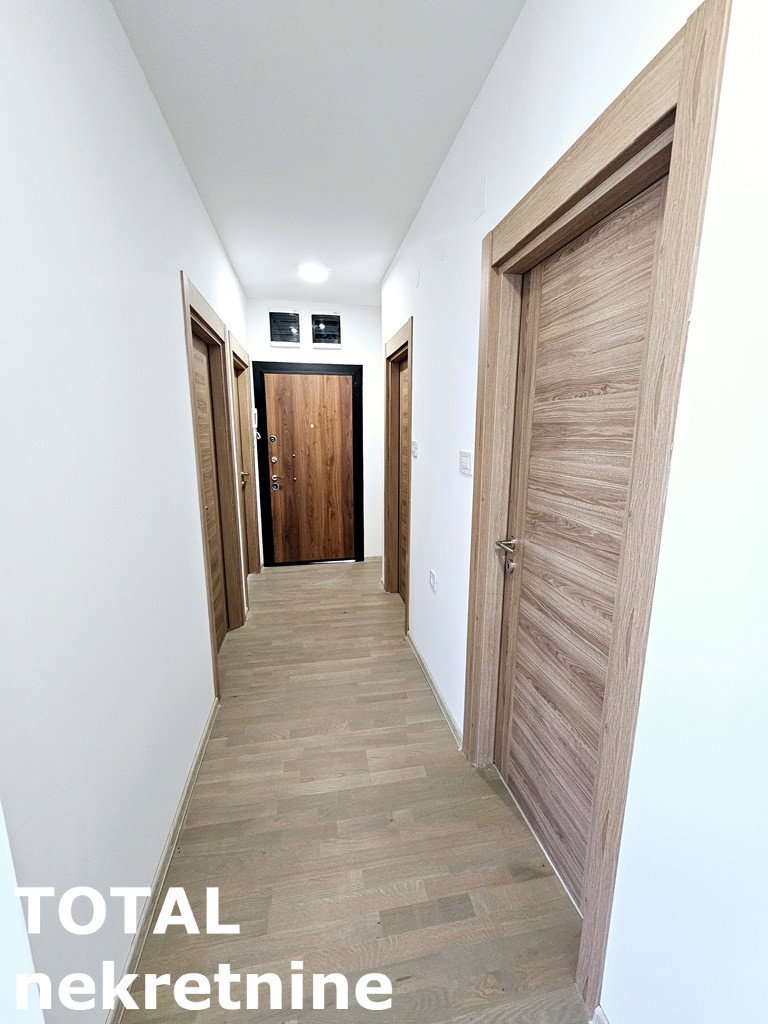 Četvorosoban stan na prodaju, Sremska Kamenica, Novi Sad, 79m², 173.800 €