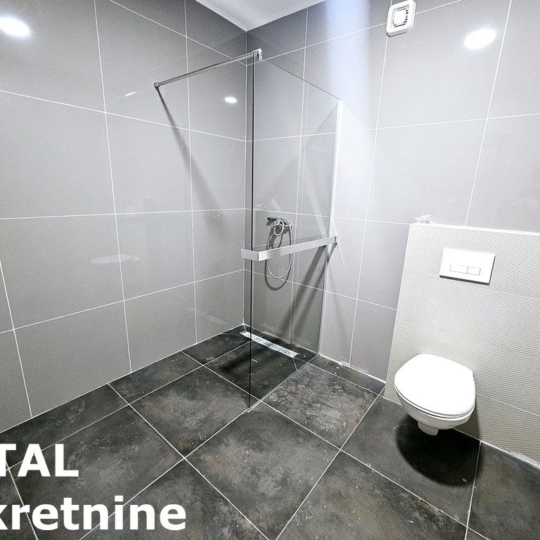 Četvorosoban stan na prodaju, Sremska Kamenica, Novi Sad, 79m², 173.800 €