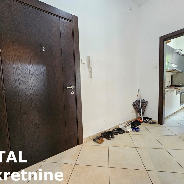 Četvorosoban stan na prodaju, Bulevar, Novi Sad, 110m², 320.000 €