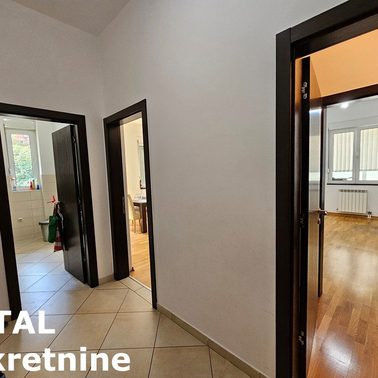 Četvorosoban stan na prodaju, Bulevar, Novi Sad, 110m², 320.000 €