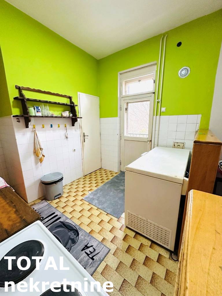 Četvorosoban stan na prodaju, Centar, Novi Sad, 152m², 500.990 €