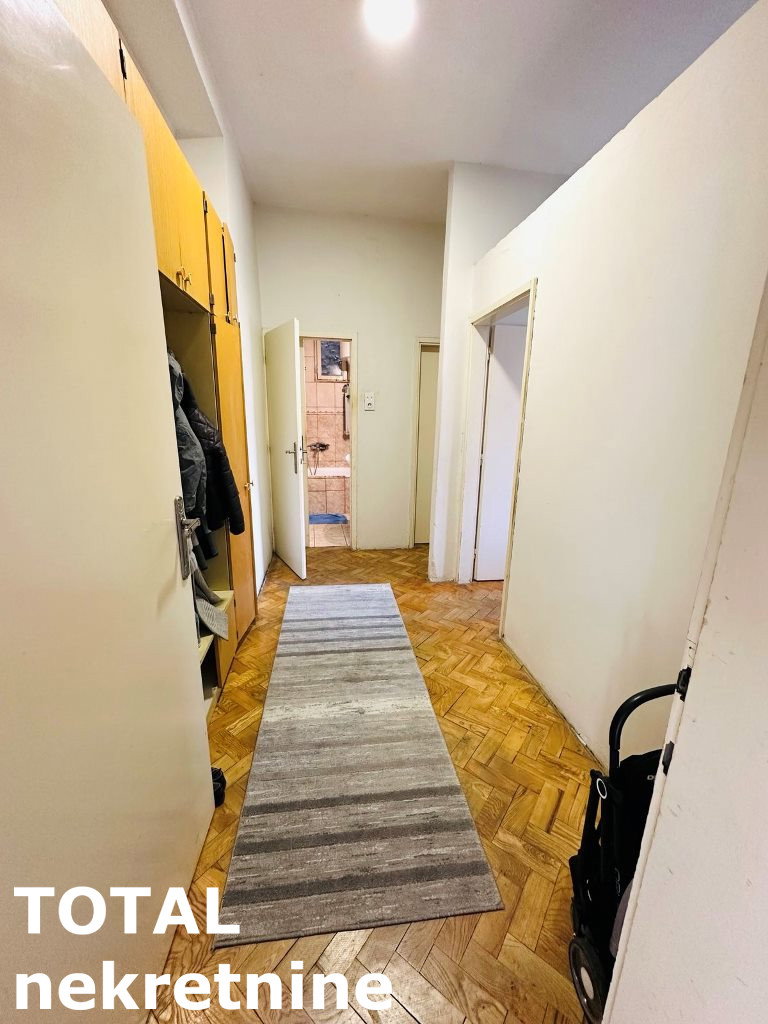 Četvorosoban stan na prodaju, Centar, Novi Sad, 152m², 500.990 €