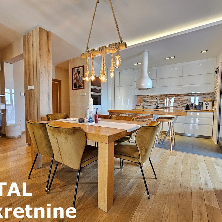 Četvorosoban stan na prodaju, Centar, Novi Sad, 132m², 550.000 €