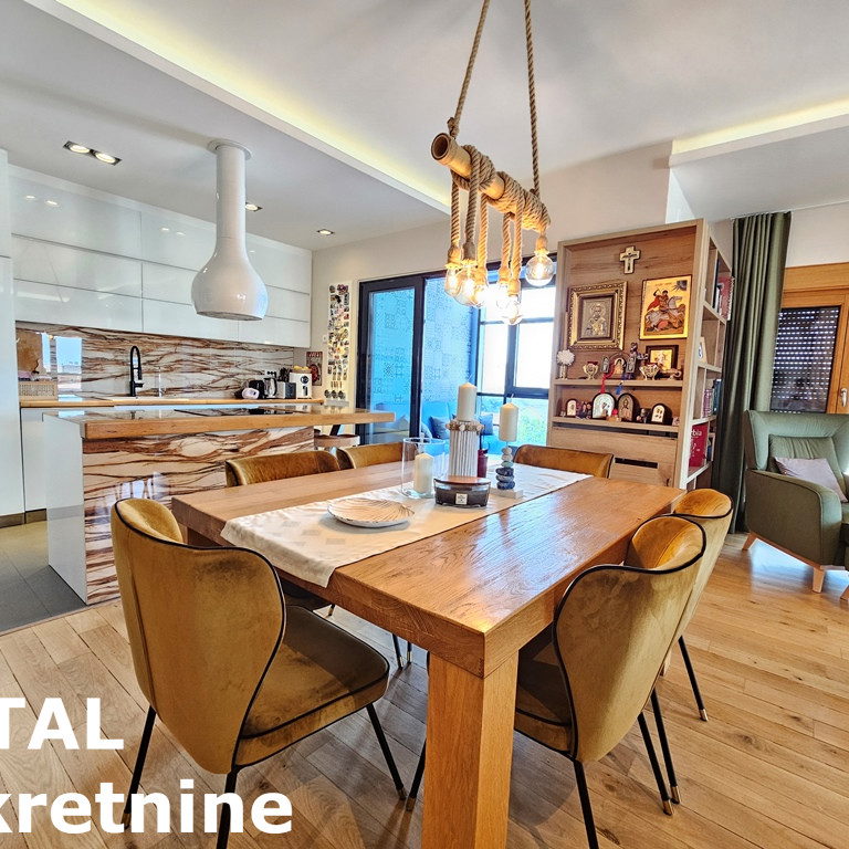 Četvorosoban stan na prodaju, Centar, Novi Sad, 132m², 550.000 €