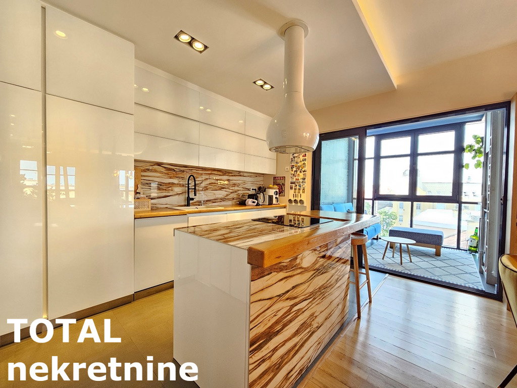 Četvorosoban stan na prodaju, Centar, Novi Sad, 132m², 550.000 €