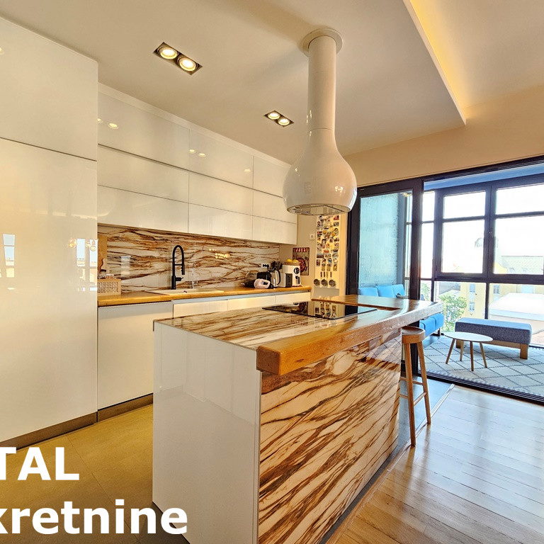 Četvorosoban stan na prodaju, Centar, Novi Sad, 132m², 550.000 €