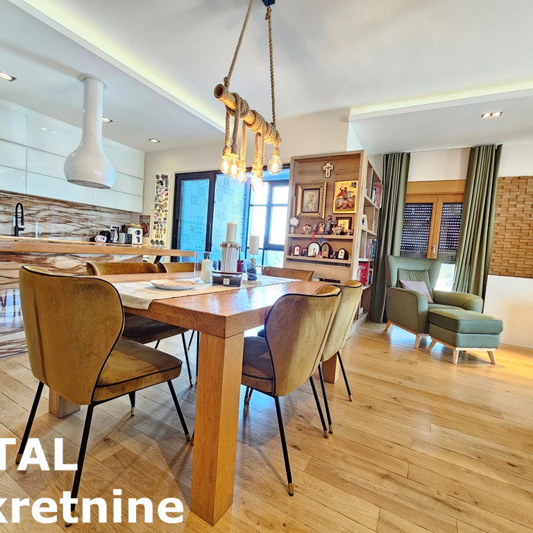 Četvorosoban stan na prodaju, Centar, Novi Sad, 132m², 550.000 €