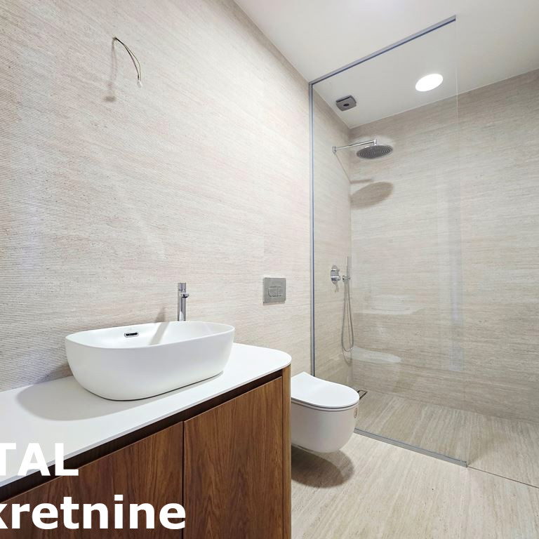 Četvorosoban stan na prodaju, Centar, Novi Sad, 107m², 535.000 €