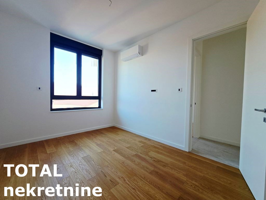 stanovi-4-re-centar-1065561-vw9qi Stan Prodaja Novi Sad 107 m2