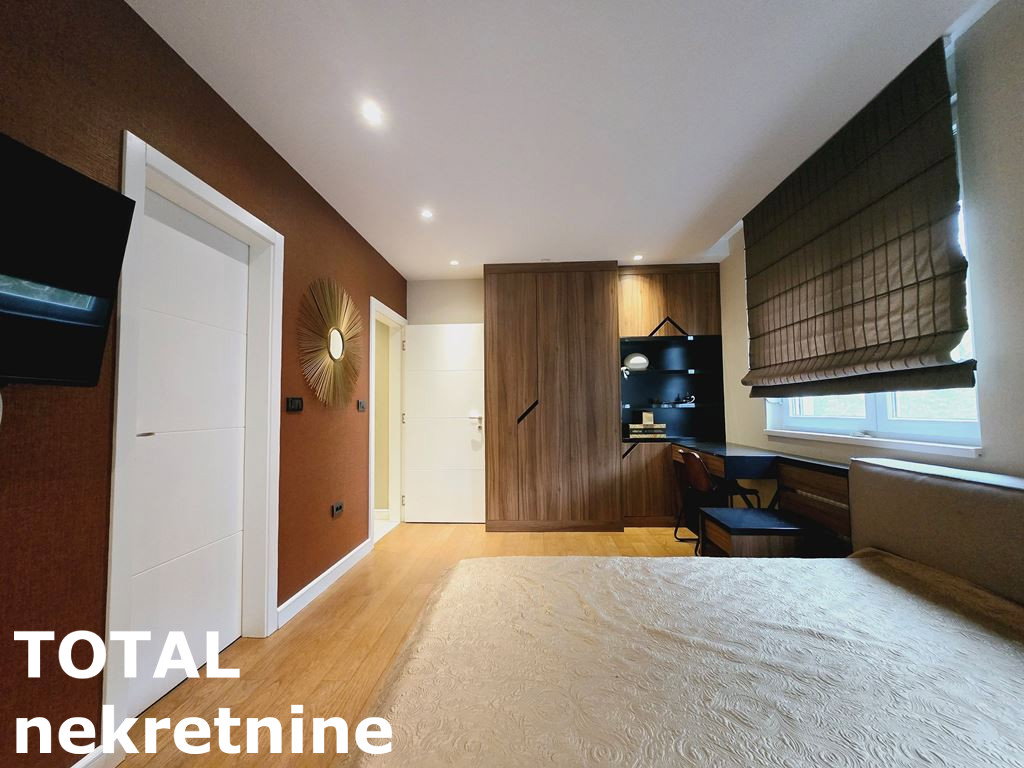 Četvorosoban stan na prodaju, Centar, Novi Sad, 113m², 460.000 €