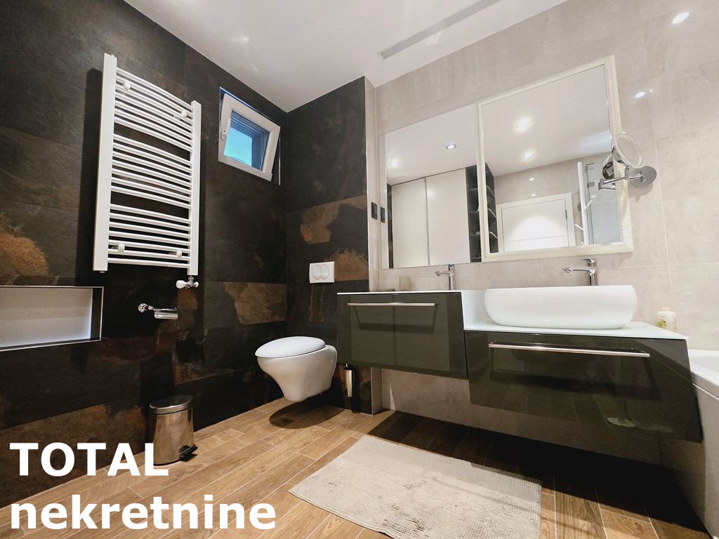 Četvorosoban stan na prodaju, Centar, Novi Sad, 113m², 460.000 €