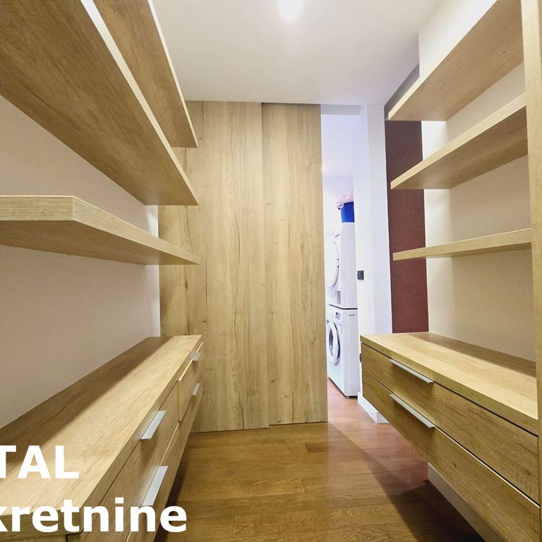 Četvorosoban stan na prodaju, Centar, Novi Sad, 113m², 460.000 €