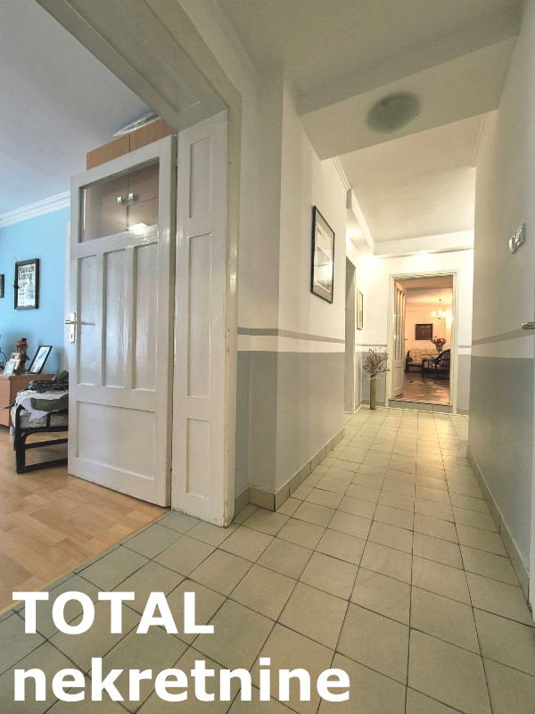 stanovi-4-re-centar-1065979-3n7vs Četvorosoban stan na prodaju, Centar, Novi Sad, 115m², 290.000 €