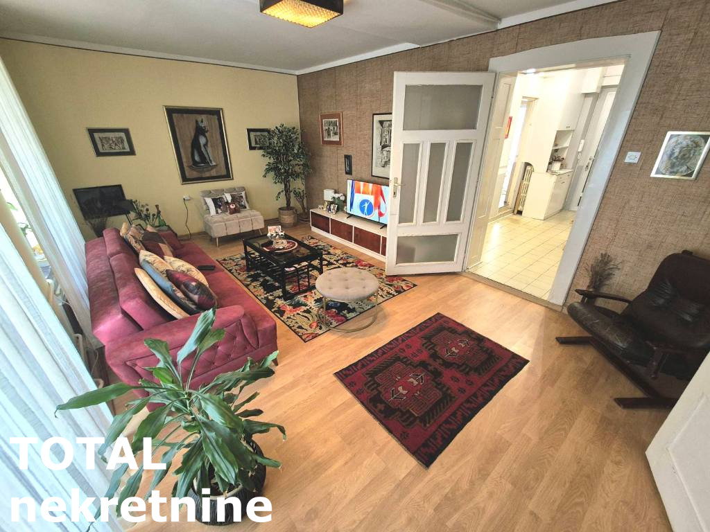 stanovi-4-re-centar-1065979-dlreh Četvorosoban stan na prodaju, Centar, Novi Sad, 115m², 290.000 €