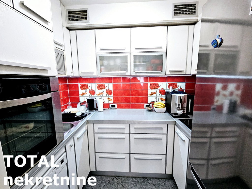 stanovi-4-re-centar-1100389-yce9u Četvorosoban stan na prodaju, Centar, Novi Sad, 105m², 310.000 €