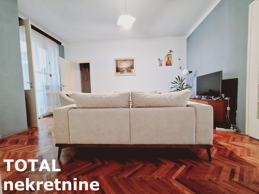 stanovi-4-re-centar-1100426-o9luf Četvorosoban stan na prodaju, Centar, Novi Sad, 127m², 381.000 €