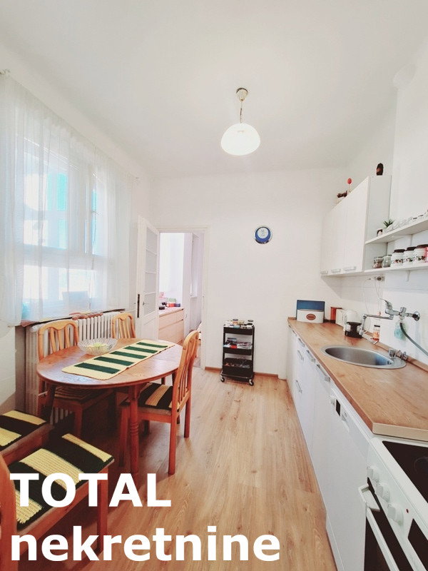 stanovi-4-re-centar-1100426-xwwx1 Četvorosoban stan na prodaju, Centar, Novi Sad, 127m², 381.000 €