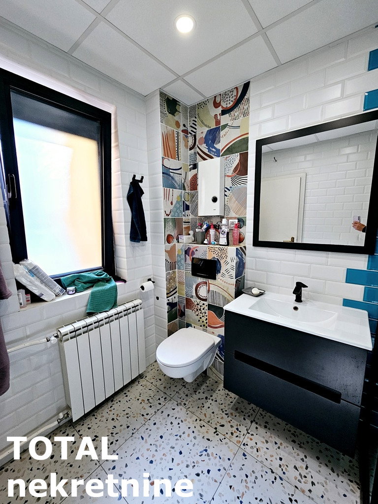stanovi-4-re-centar-1100594-f28uo Četvorosoban stan na prodaju, Centar, Novi Sad, 117m², 370.000 €