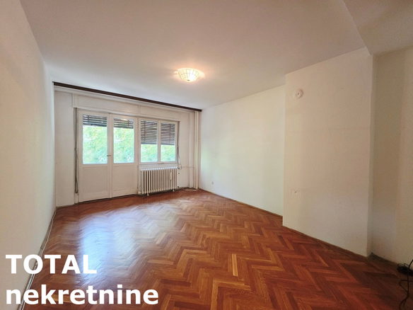 Stan Prodaja Novi Sad  90 m2
