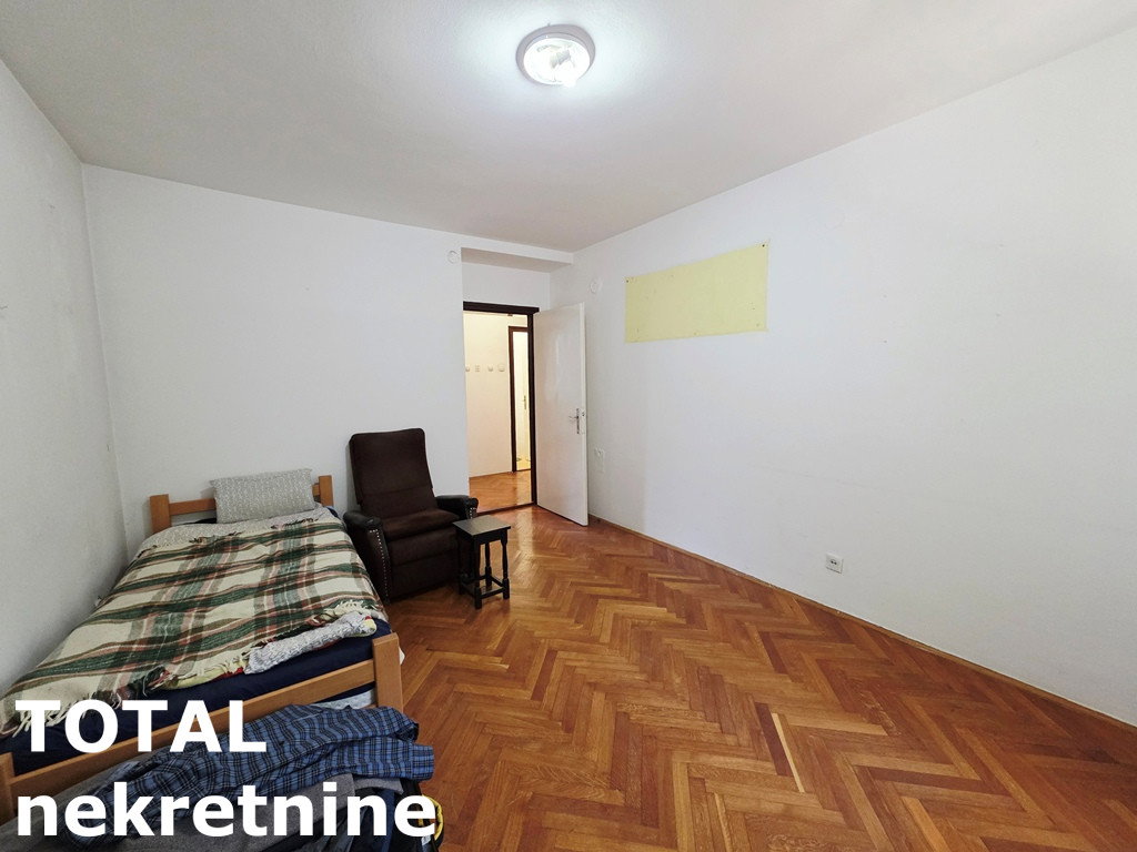 stanovi-4-re-centar-1102326-n7unq Četvorosoban stan na prodaju, Centar, Novi Sad, 90m², 289.000 €
