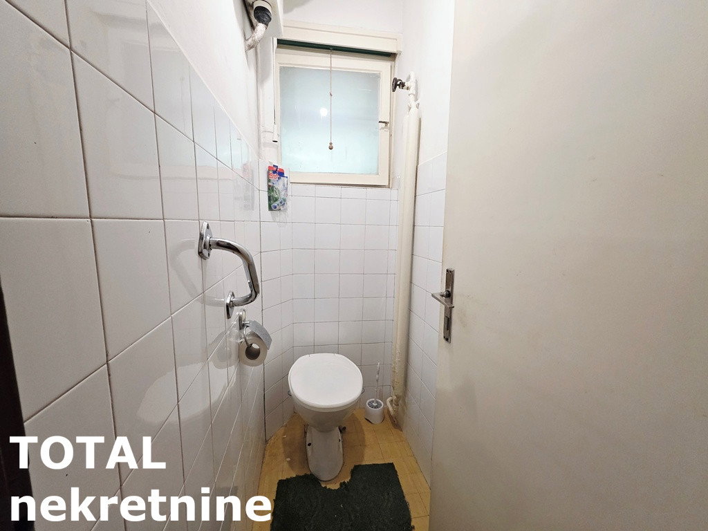 stanovi-4-re-centar-1102326-wlox7 Četvorosoban stan na prodaju, Centar, Novi Sad, 90m², 289.000 €