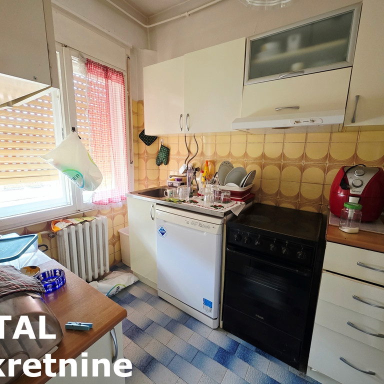 Četvorosoban stan na prodaju, Centar, Novi Sad, 130m², 399.000 €
