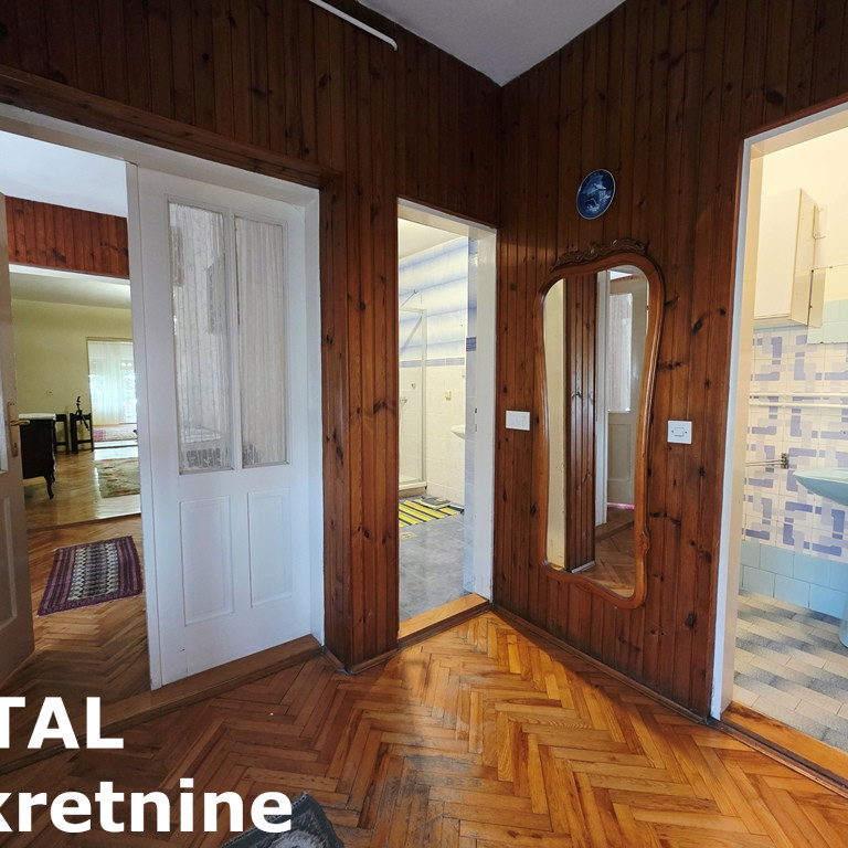 Četvorosoban stan na prodaju, Centar, Novi Sad, 130m², 399.000 €