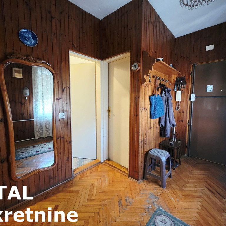 Četvorosoban stan na prodaju, Centar, Novi Sad, 130m², 399.000 €