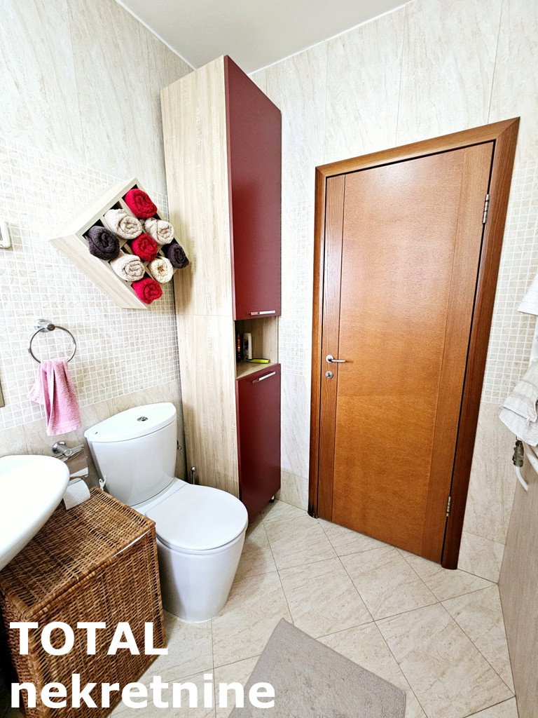 Četvorosoban stan na prodaju, Grbavica, Novi Sad, 115m², 291.000 €