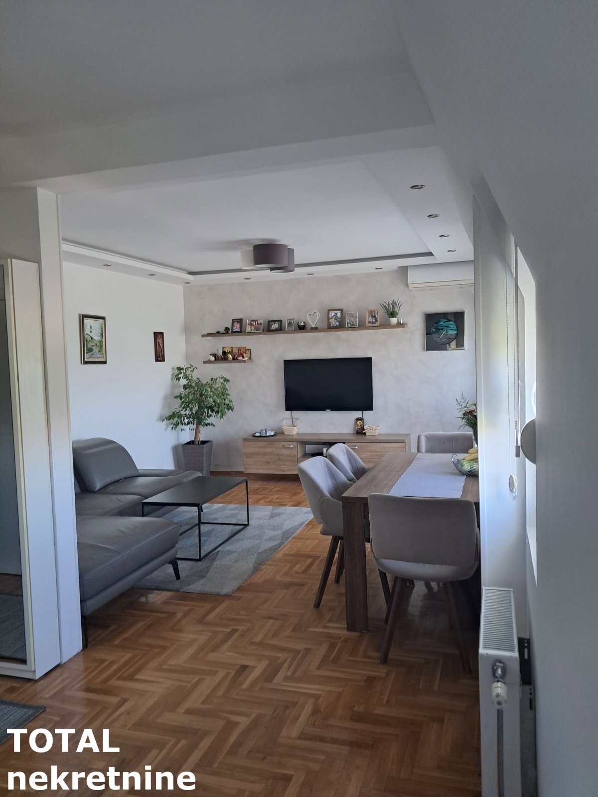 Petosoban stan na prodaju, Nova Detelinara, Novi Sad, 97m², 275.000 €