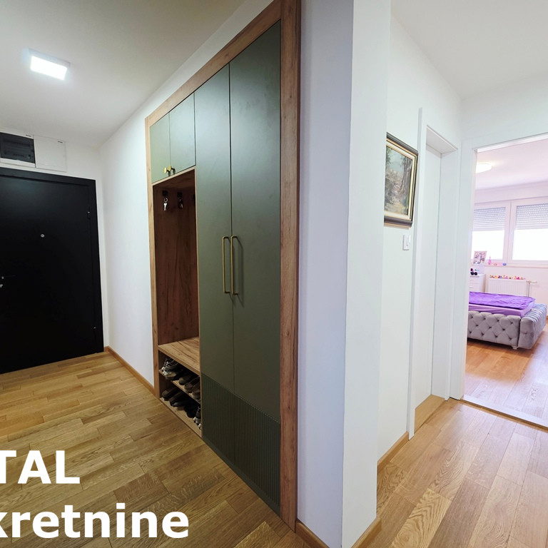 Četvorosoban stan na prodaju, Nova Detelinara, Novi Sad, 80m², 265.000 €