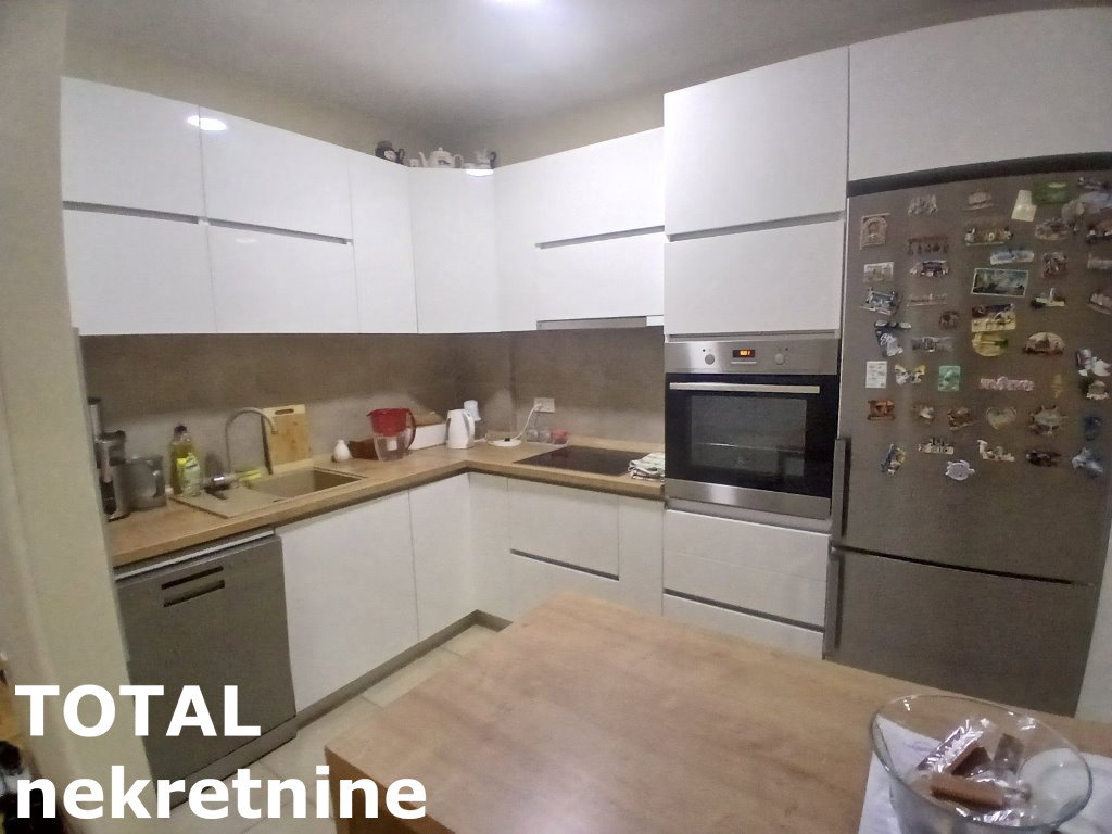 stanovi-4-re-nova-detelinara-1101933-jo9h0 Četvorosoban stan na prodaju, Nova Detelinara, Novi Sad, 92m², 273.000 €