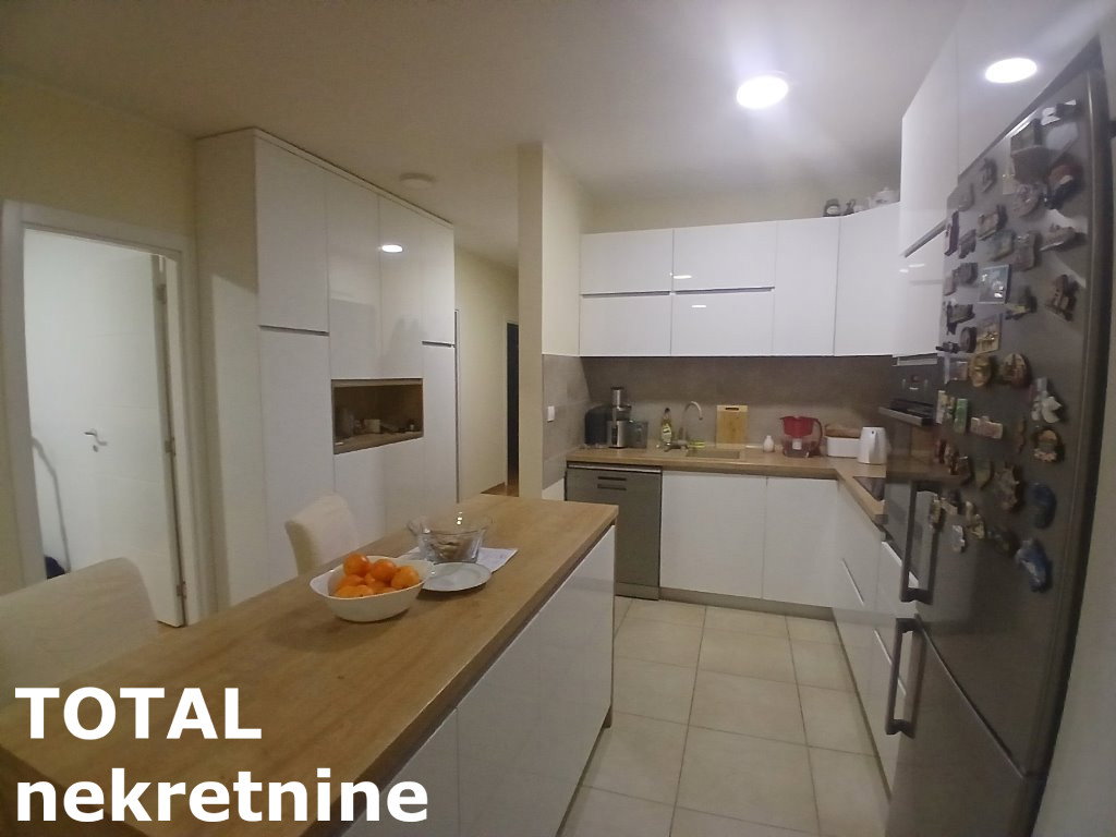 stanovi-4-re-nova-detelinara-1101933-yldnm Četvorosoban stan na prodaju, Nova Detelinara, Novi Sad, 92m², 273.000 €
