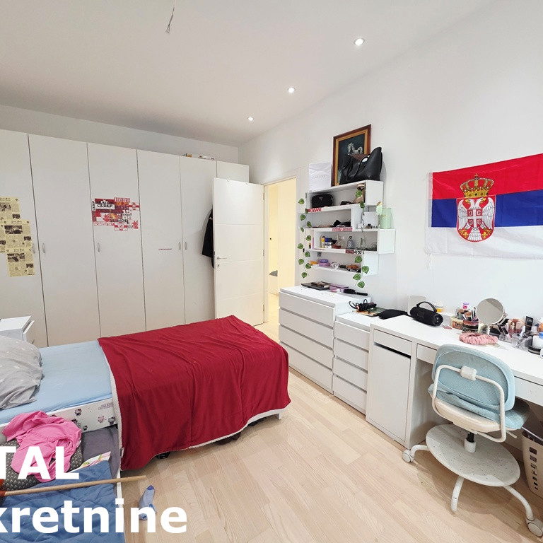 Četvorosoban stan na prodaju, Nova Detelinara, Novi Sad, 97m², 300.700 €