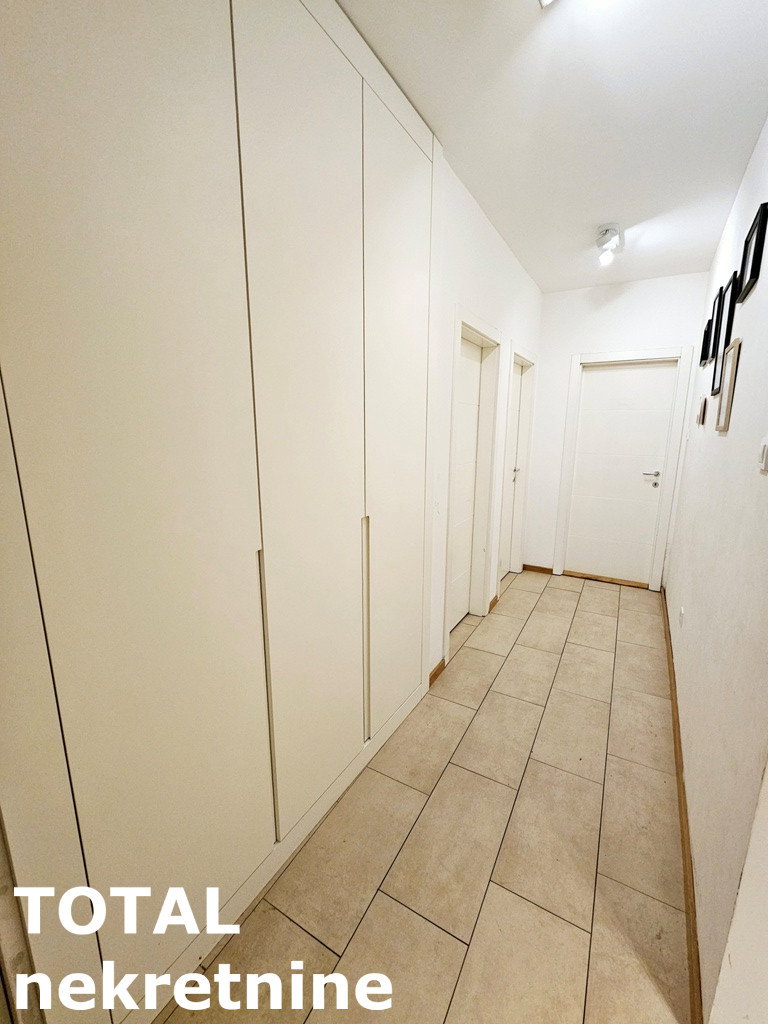 Četvorosoban stan na prodaju, Petrovaradin, Novi Sad, 83m², 220.000 €