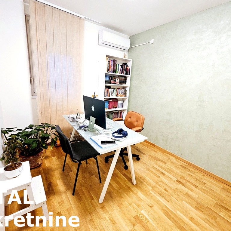 Stan Prodaja Novi Sad  83 m2