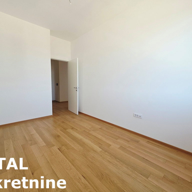 Četvorosoban stan na prodaju, Podbara, Novi Sad, 79m², 241.840 €