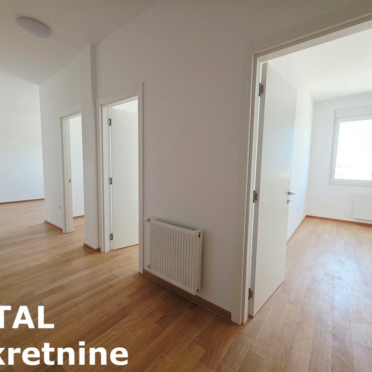 Četvorosoban stan na prodaju, Podbara, Novi Sad, 79m², 241.840 €